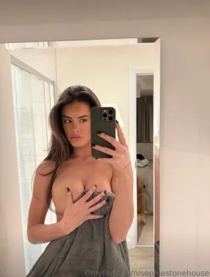 Sophie Stonehouse OnlyFans слив фото 2 OnlyFans 2026