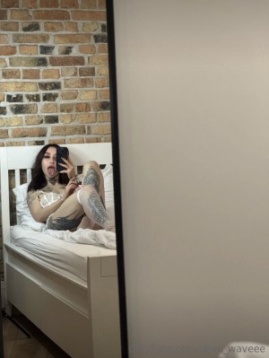 Succuba Tinyy OnlyFans фото