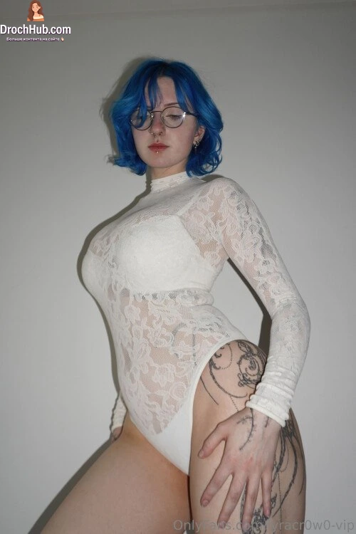 Lyra Crow / lyracr0w0 OnlyFans слив фото 25 21-30 лет 2026
