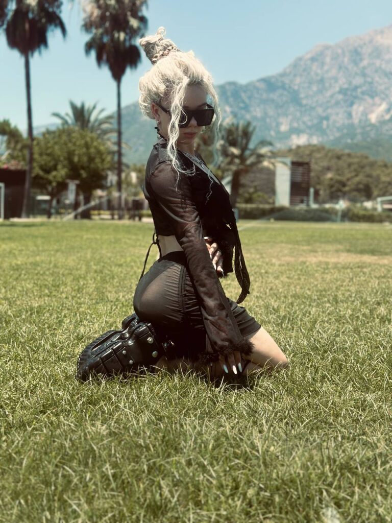 Машера OnlyFans фото