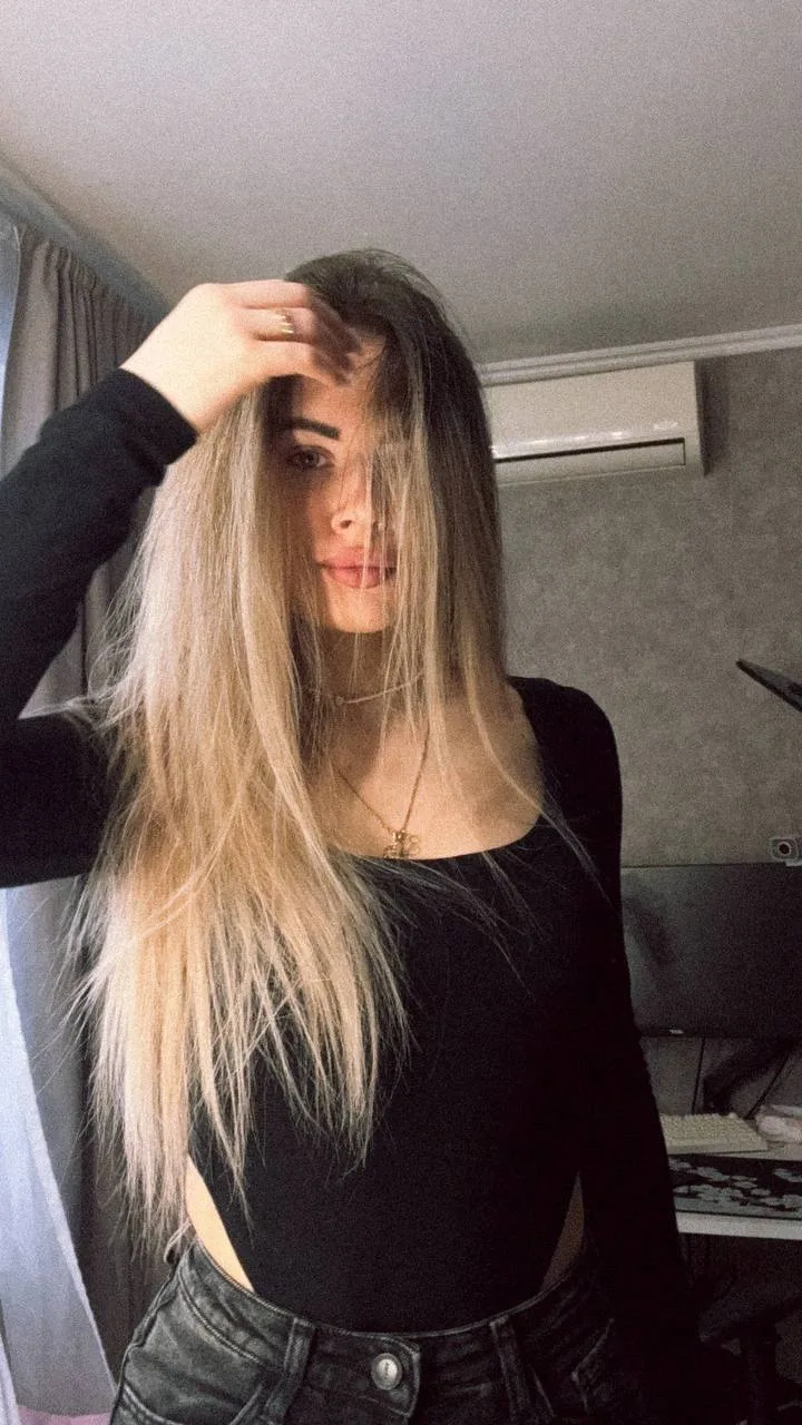 Сочная медсестра урологии фоталась г0лoй прямо в кабинете OnlyFans слив фото 5 Медсёстры 2026