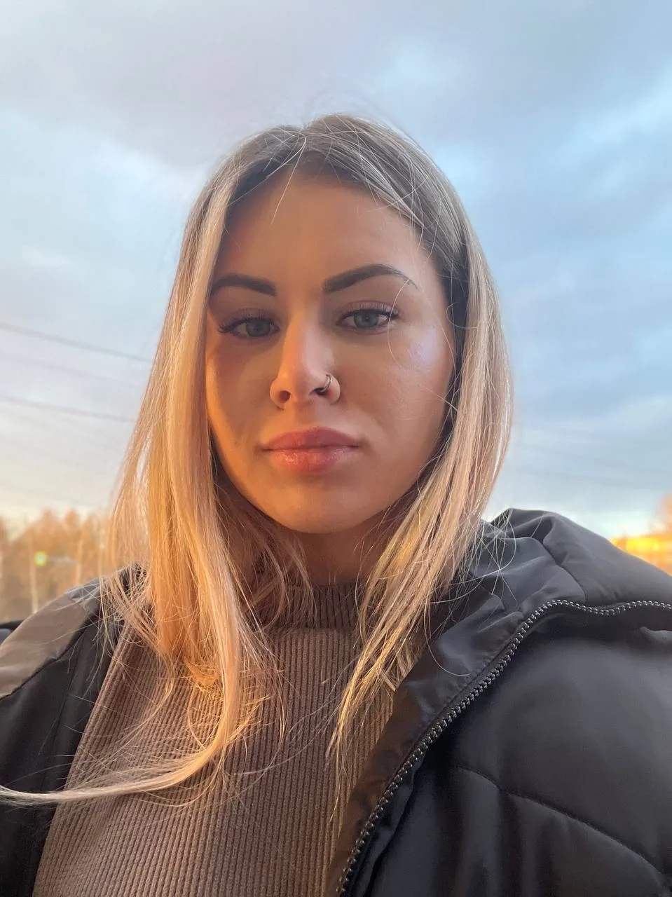 Сочная медсестра урологии фоталась г0лoй прямо в кабинете OnlyFans слив фото 41 Медсёстры 2026