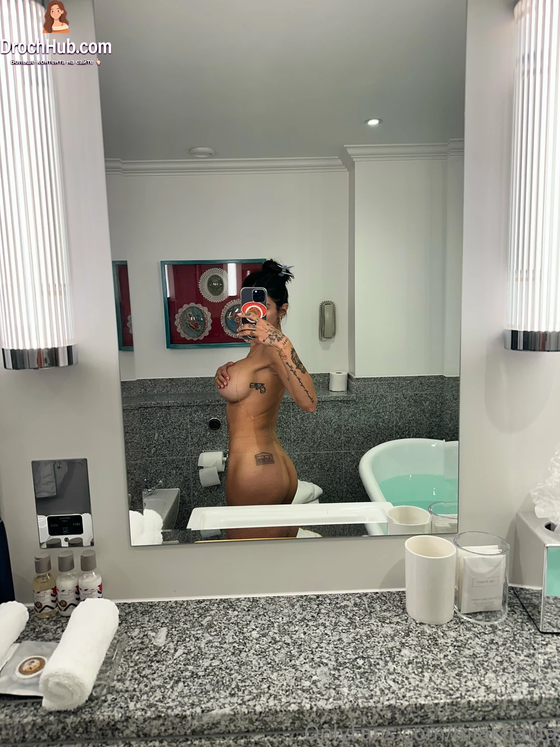 Миа Халифа OnlyFans фото