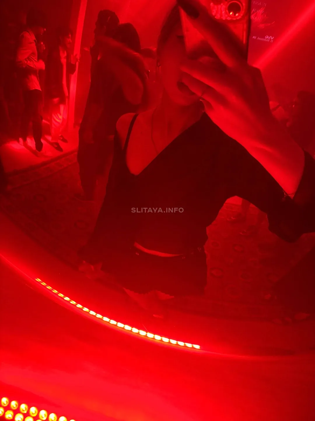 Ephrynoz OnlyFans фото