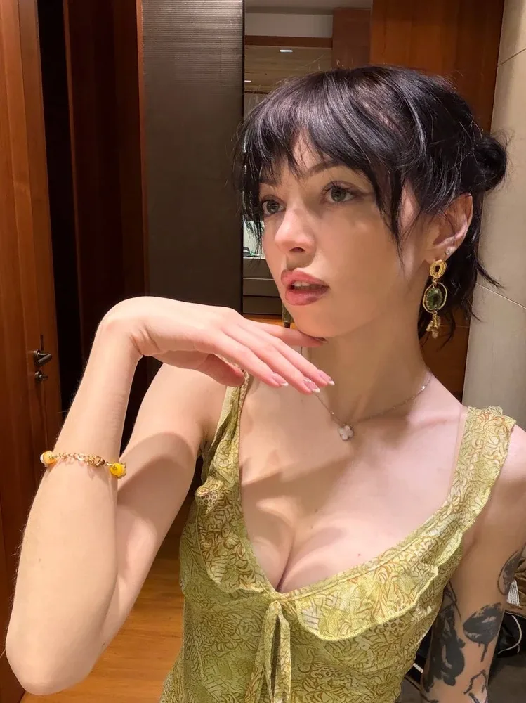 Юлия Ивлева OnlyFans фото