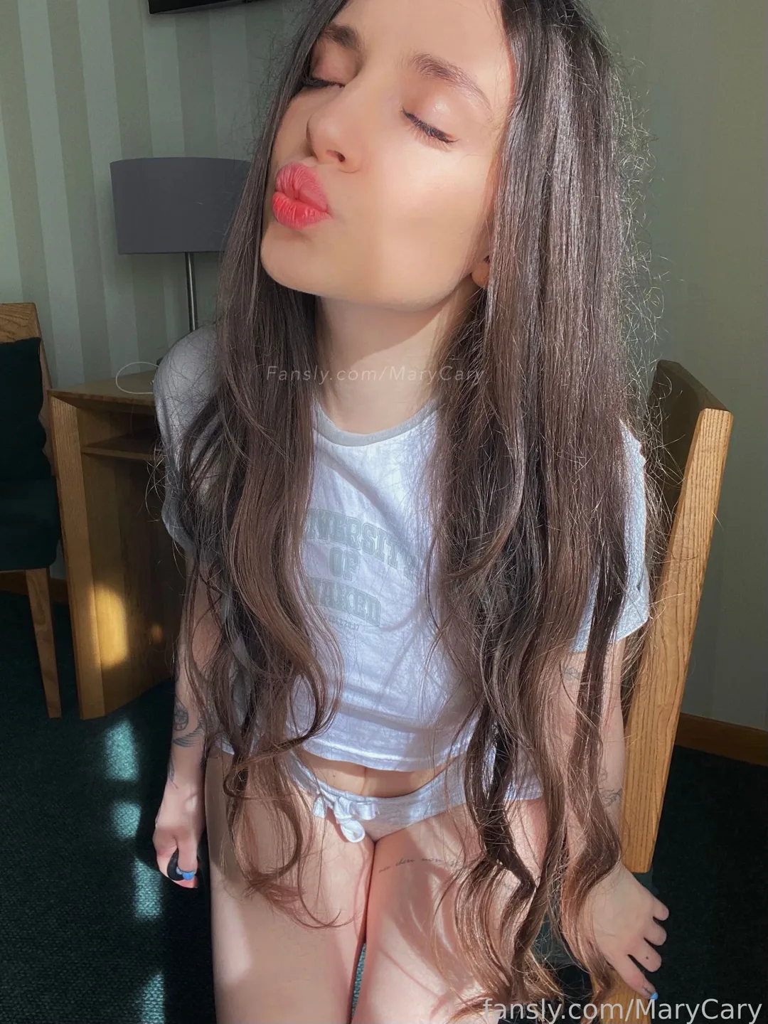 MaryCary OnlyFans фото