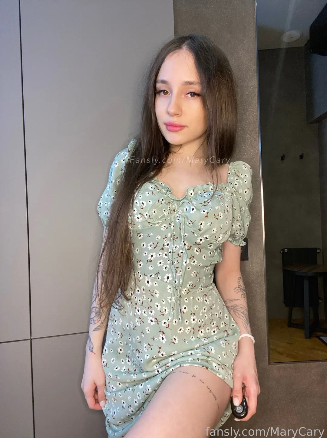 MaryCary OnlyFans фото