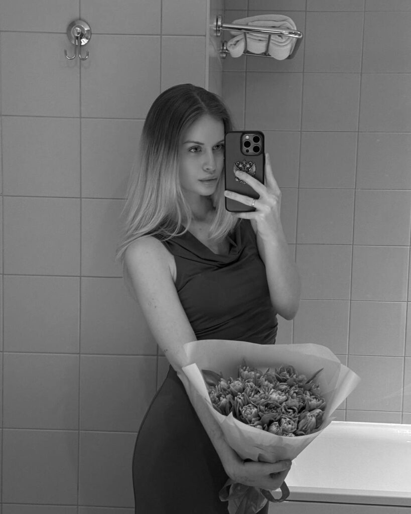 Слив Абрикоса (Лина Косова) OnlyFans слив фото 13 Блогерши 2026