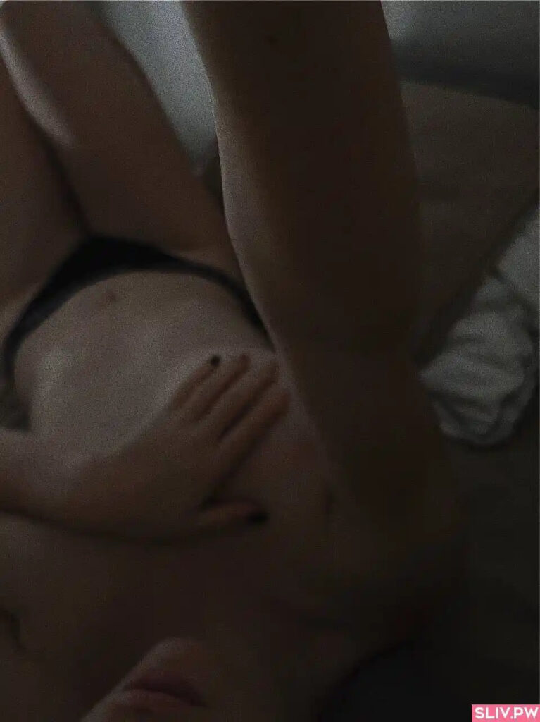 Слив AhriNyan OnlyFans слив фото 9 Блогерши 2026