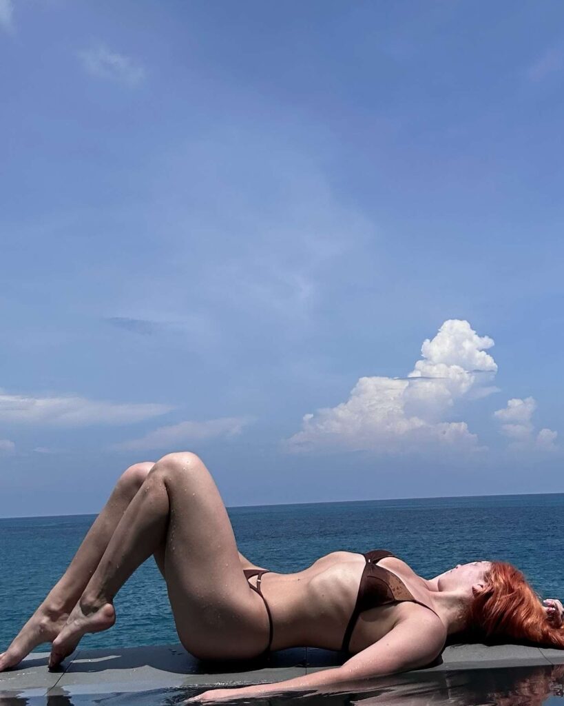 Слив Александра Трусова OnlyFans фото