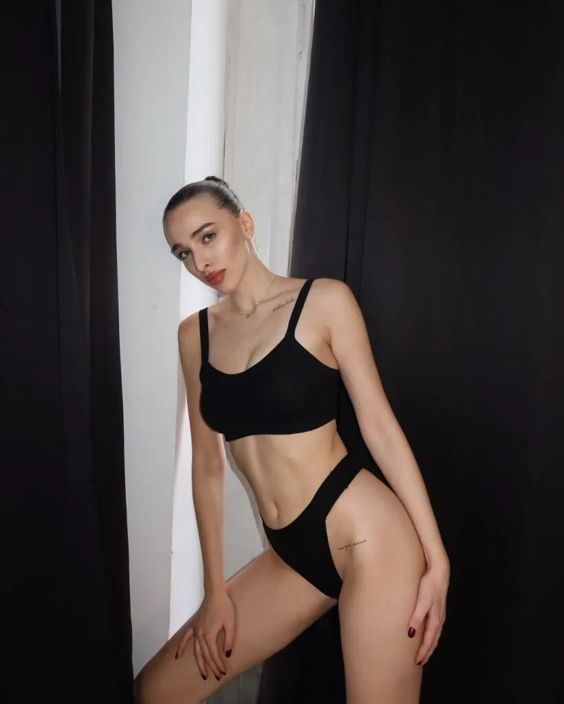 Слив Алена Артамонова (artaamonovaa) OnlyFans слив фото 4 Блогерши 2026