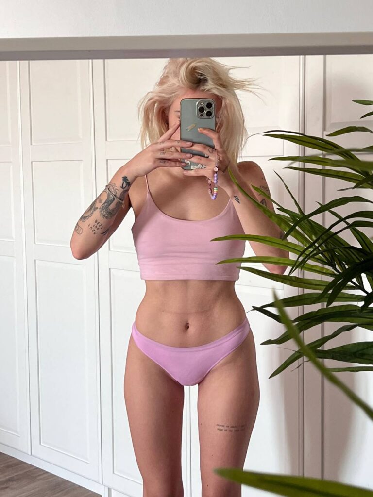 Слив Алина Олешева (Кис-Кис) OnlyFans слив фото 9 K-pop стиль 2026