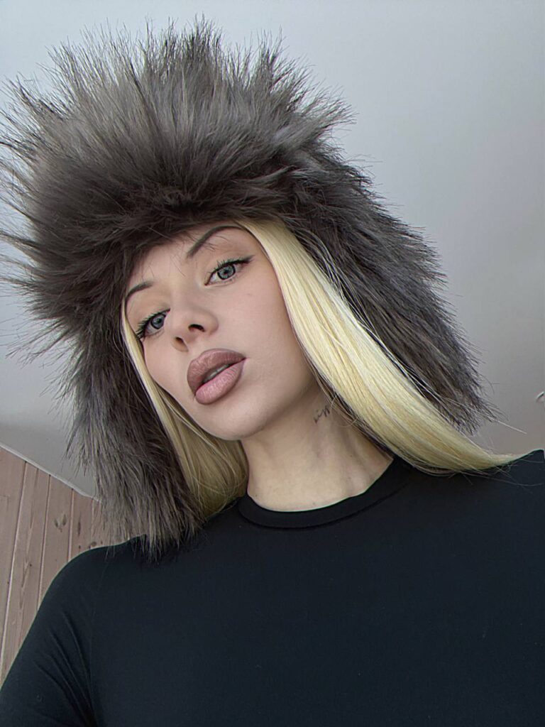 Слив Алина Олешева (Кис-Кис) OnlyFans фото