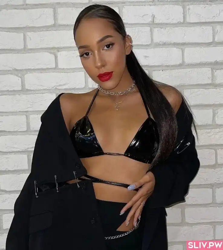 Слив Алиша Коне (ALISHA) OnlyFans слив фото 2 OnlyFans 2026