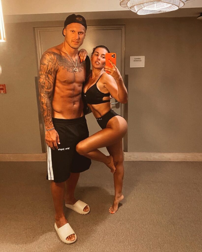 Слив Анна Седокова OnlyFans фото