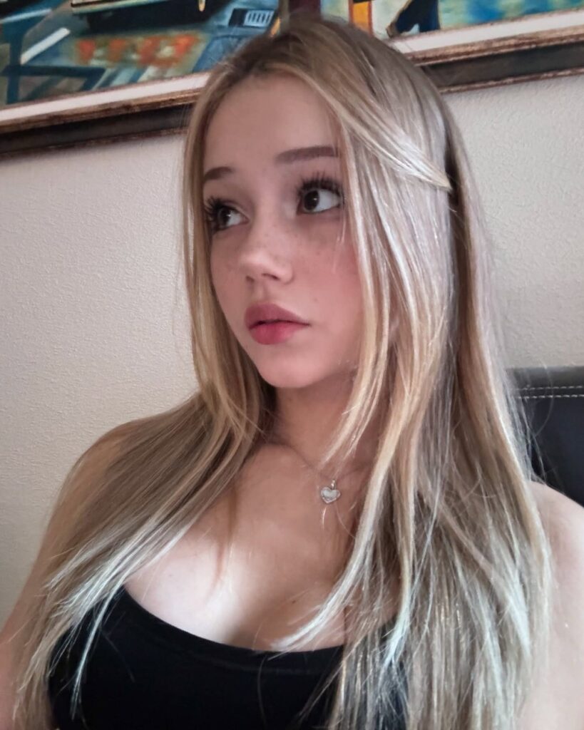 Слив Антотка OnlyFans слив фото 16 Блогерши 2026