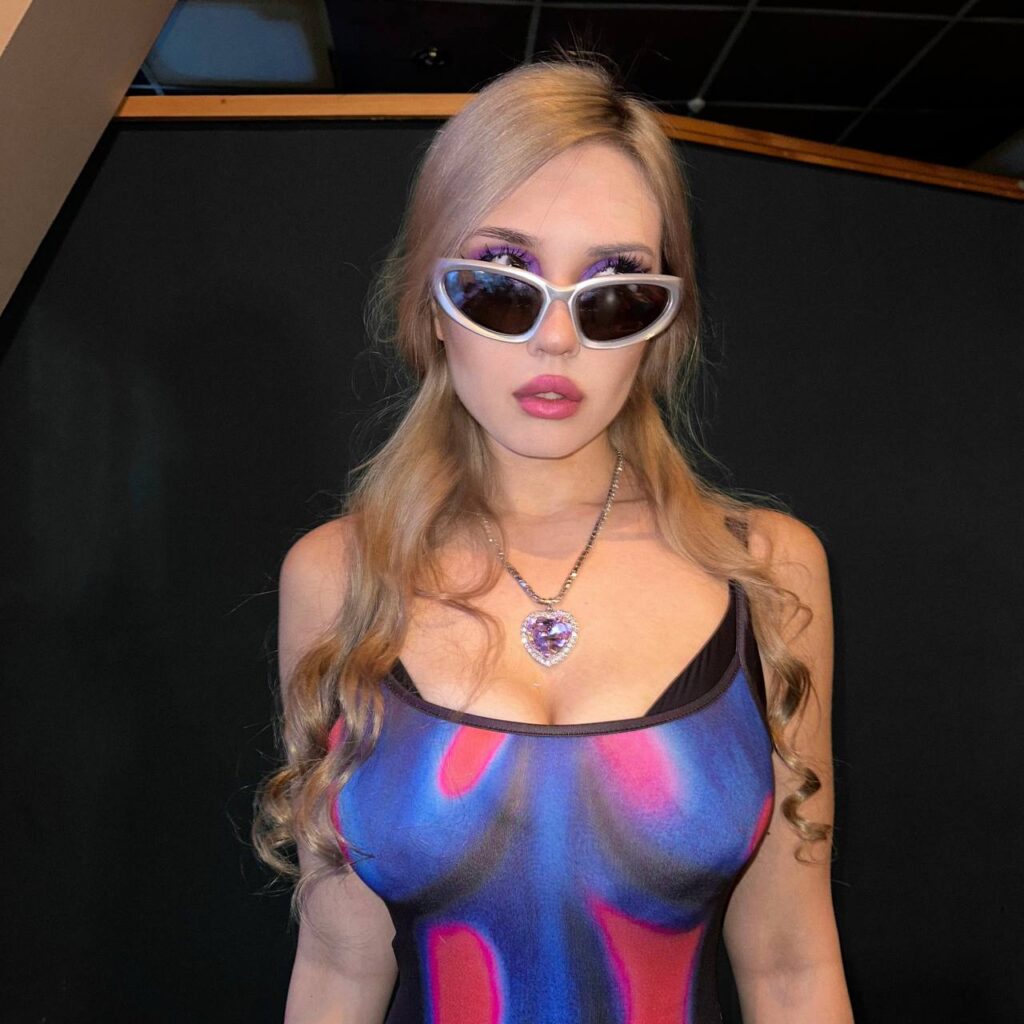 Слив Арина Буланова (Dead Blonde) OnlyFans слив фото 3 Aesthetic 2026