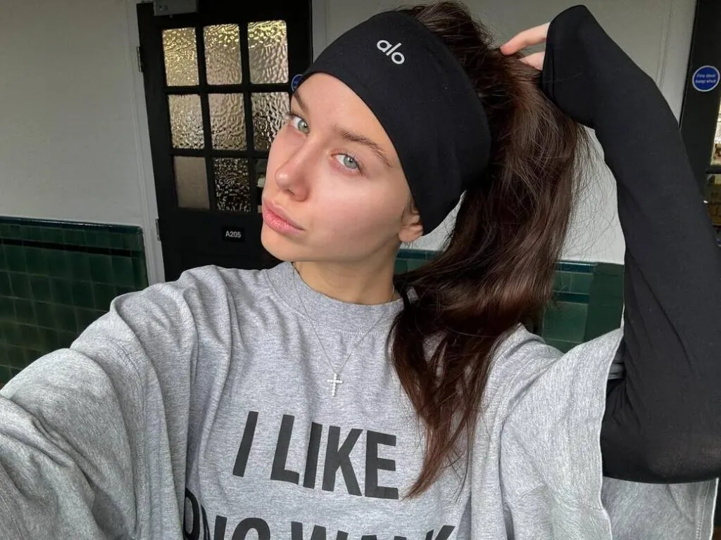Слив Аврора Киба OnlyFans фото