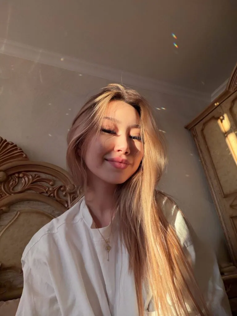 Слив Баянсулу (Айсулу BAYANSULU) OnlyFans слив