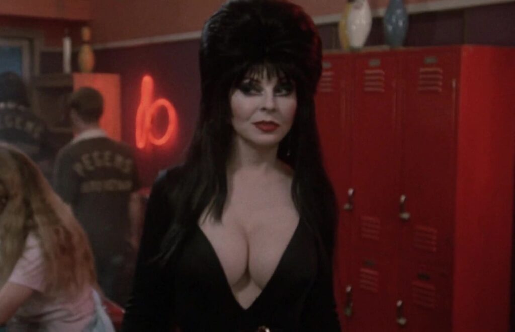 Слив Кассандра Петерсон (Cassandra Peterson) OnlyFans фото