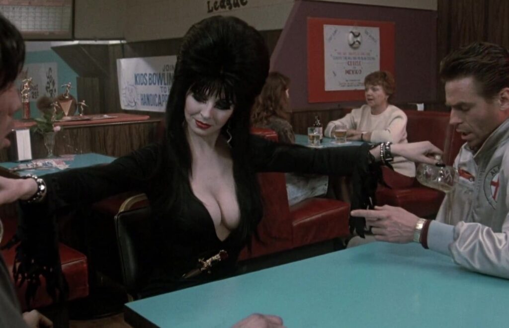 Слив Кассандра Петерсон (Cassandra Peterson) OnlyFans фото