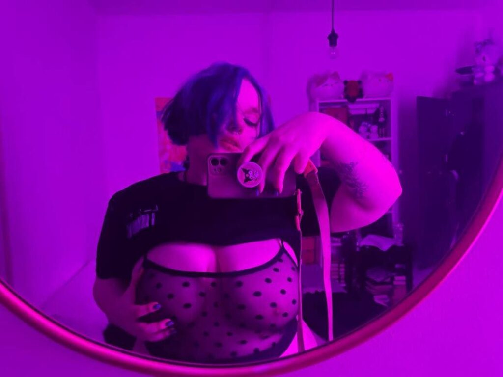 Слив Чмоня (Cchmonyaa) OnlyFans фото
