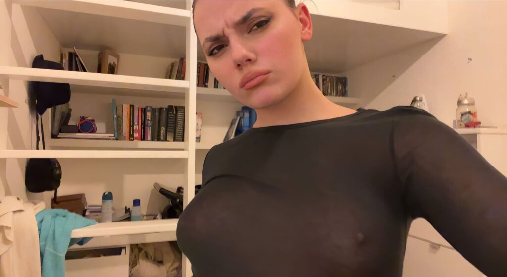 Слив Дафни Кин OnlyFans слив фото 22 Актрисы 2026