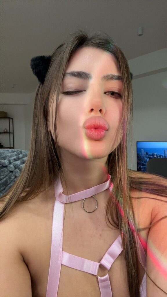 Слив Diana Rosca OnlyFans фото