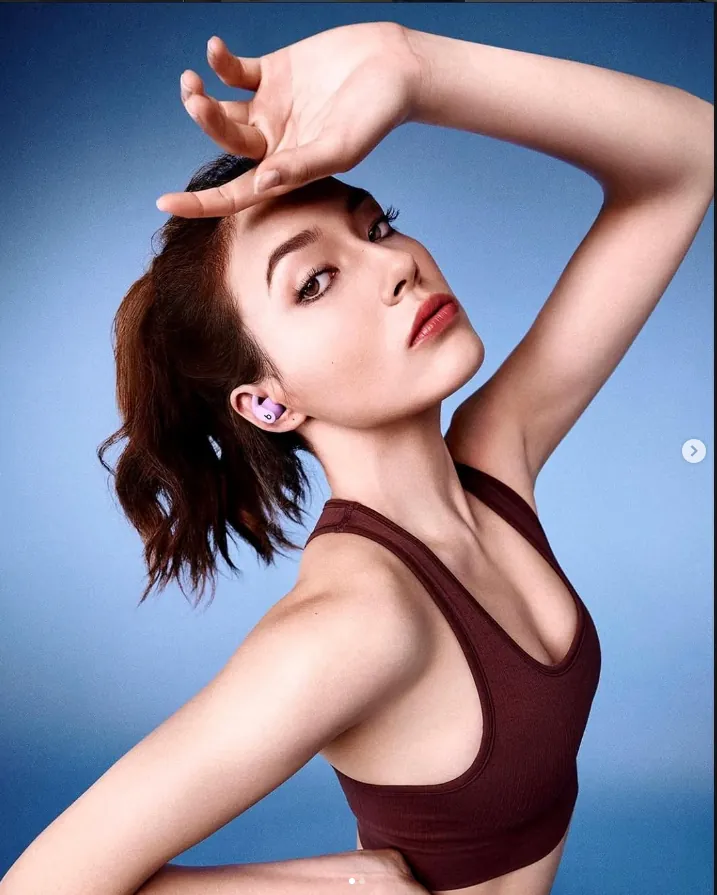 Слив Эйлин Гу (Eileen Gu) OnlyFans слив фото 4 OnlyFans 2026
