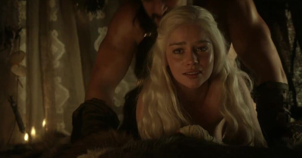 Слив Эмилия Кларк (Emilia Clarke) OnlyFans фото