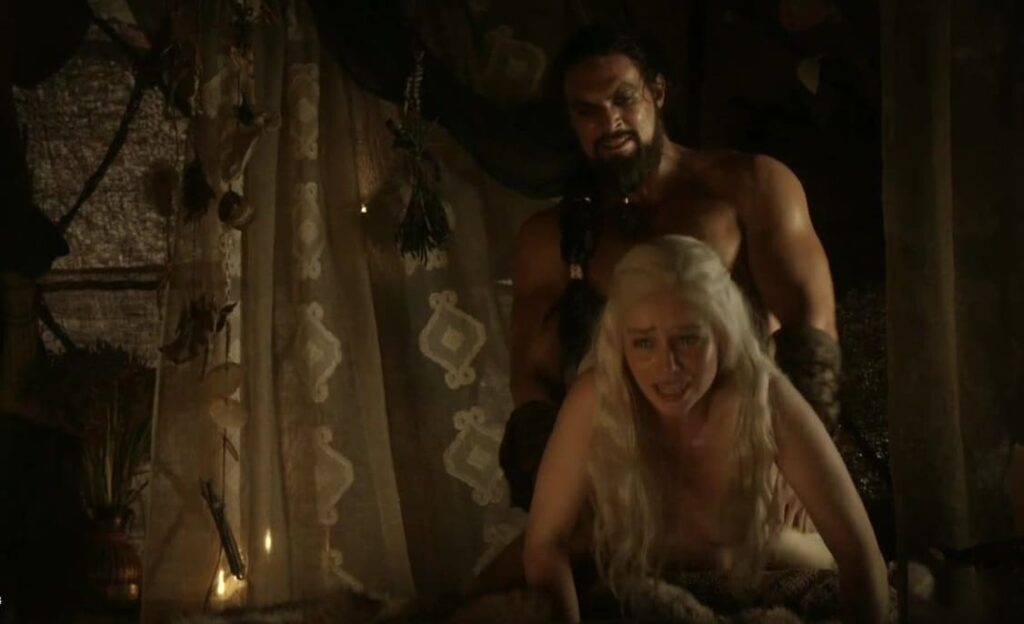 Слив Эмилия Кларк (Emilia Clarke) OnlyFans фото
