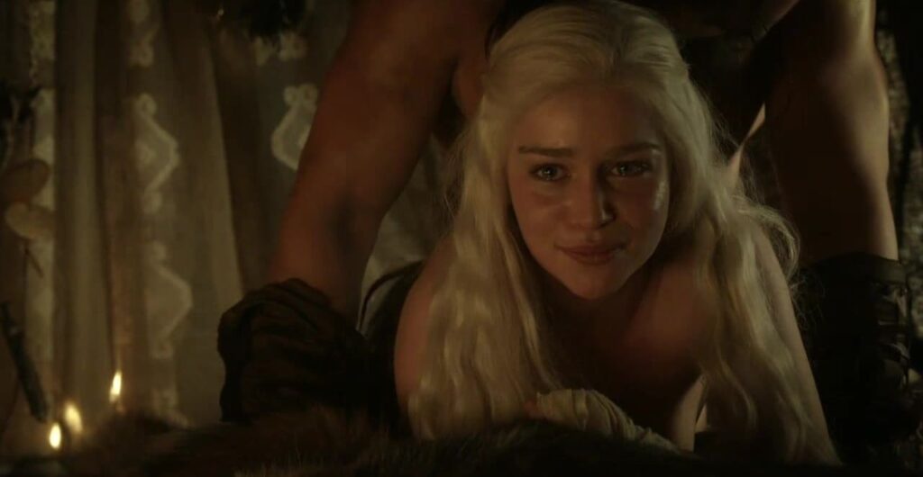 Слив Эмилия Кларк (Emilia Clarke) OnlyFans фото