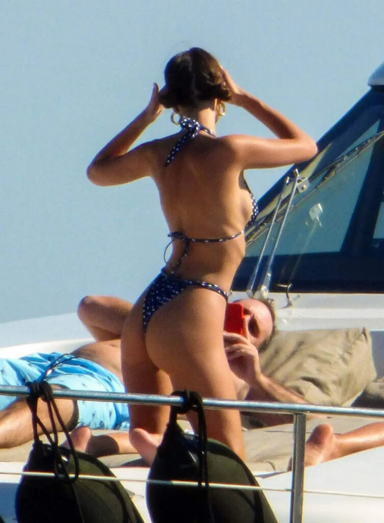 Слив Emily Ratajkowski OnlyFans слив фото 8 Актрисы 2026