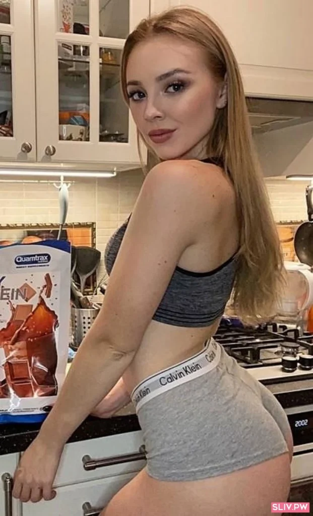Слив Фрося (Дарья Умнова) OnlyFans фото