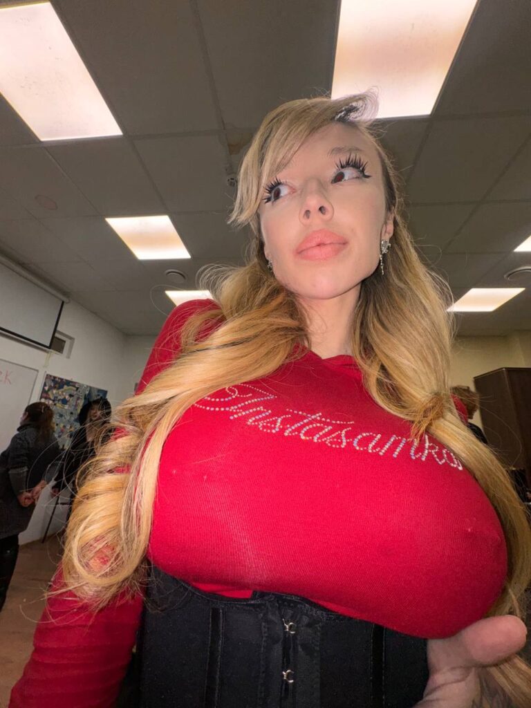 Слив Фрося (frosik_frosy) Даша Умнова OnlyFans слив фото 24 Блогерши 2026