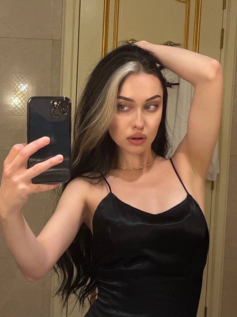 Слив Girlwalkingonfire (Юлия Юрасова) OnlyFans слив фото 18 Блогерши 2026