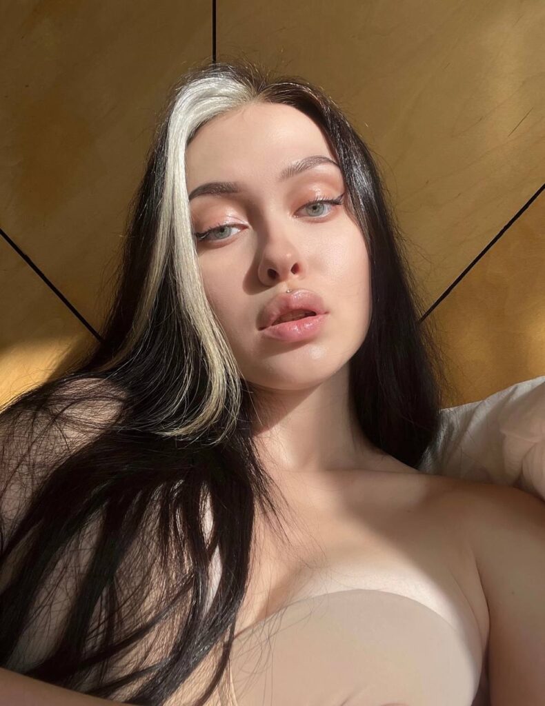 Слив Girlwalkingonfire (Юлия Юрасова) OnlyFans слив фото 19 Блогерши 2026