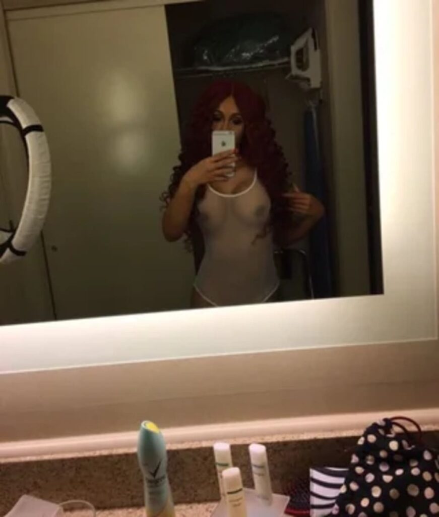 Слив Карди Би (Cardi B) OnlyFans слив фото 11 OnlyFans 2026