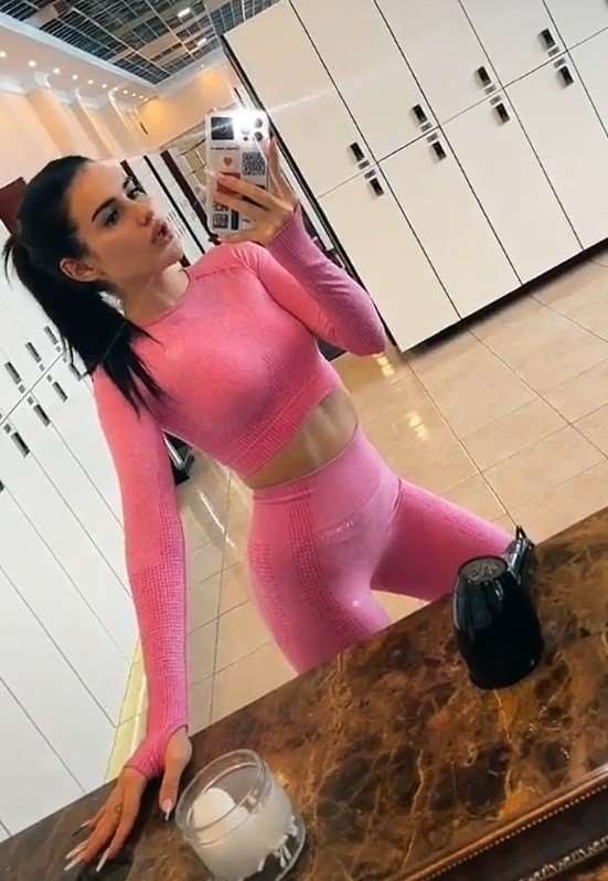 Слив Карина Аракелян OnlyFans слив фото 16 Армянки 2026