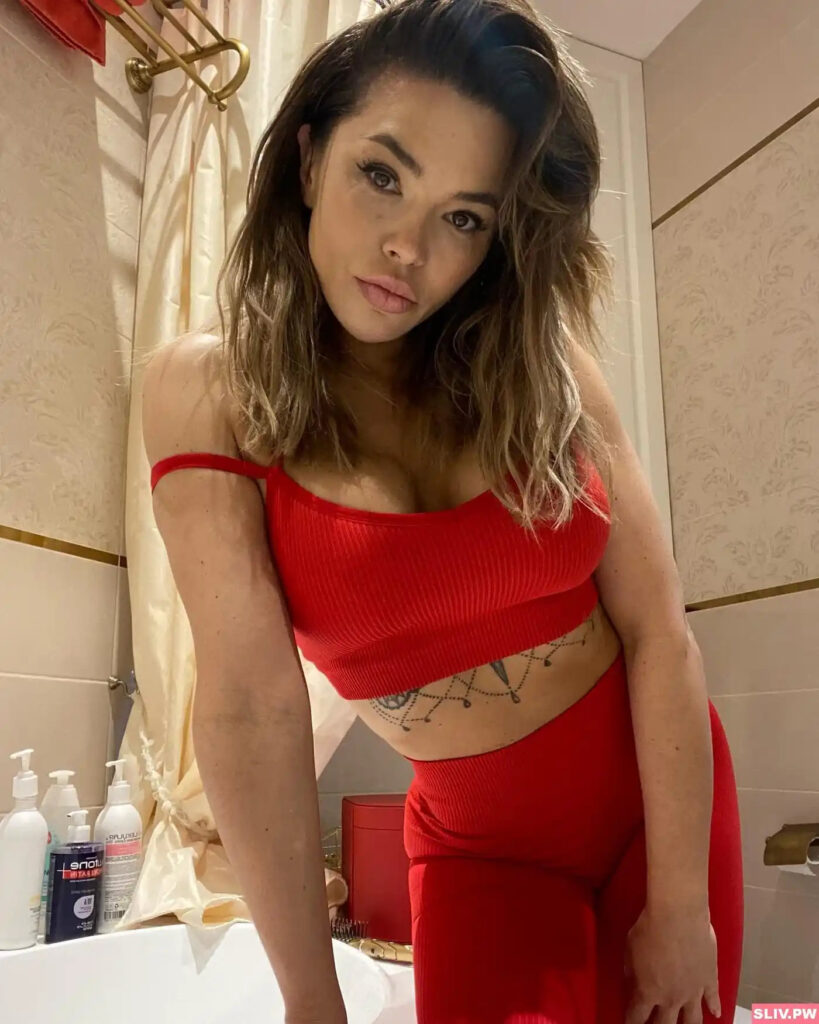 Слив Карина Зверева OnlyFans фото