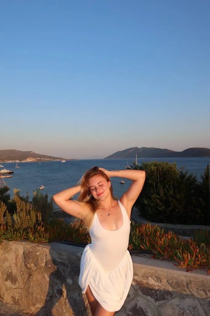 Слив Катя Адушкина OnlyFans слив фото 13 Блогерши 2026