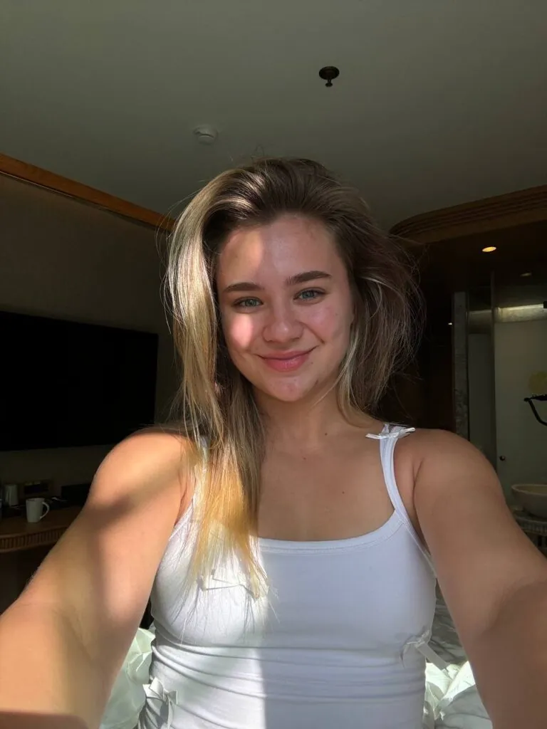 Слив Катя Адушкина OnlyFans слив фото 19 Блогерши 2026