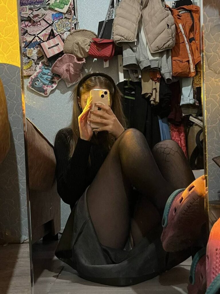 Слив Krupa (Kuporovaa) OnlyFans слив фото 23 С крашеными волосами 2026