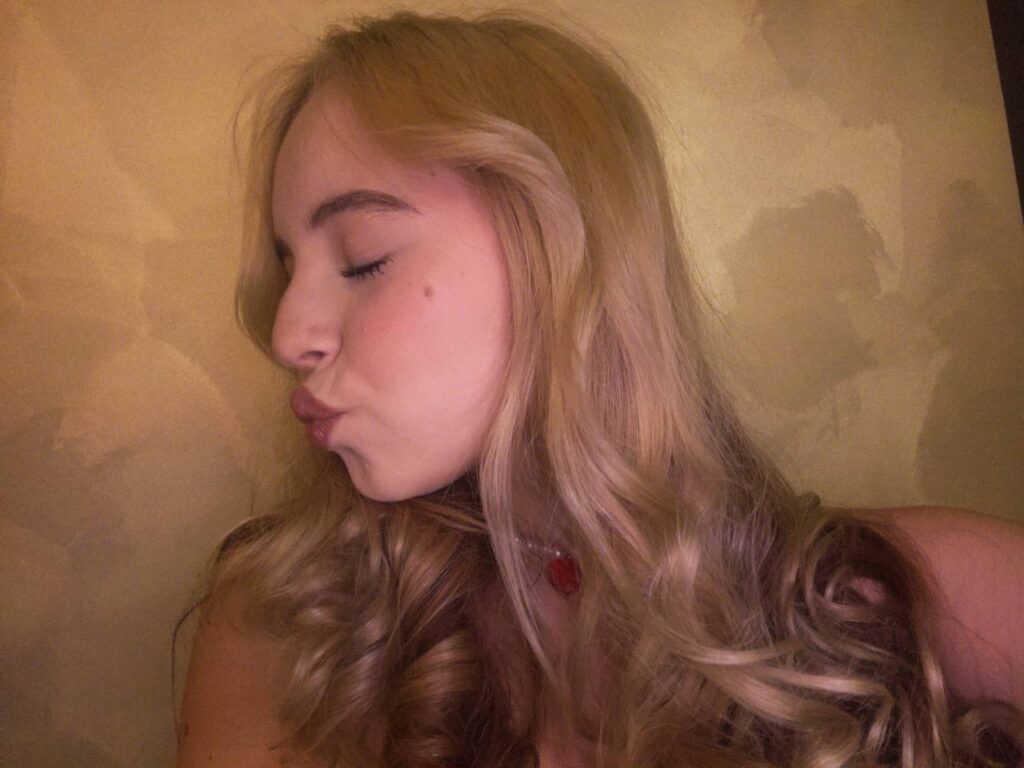 Слив Ксюша Авдеева из ШГШ OnlyFans фото