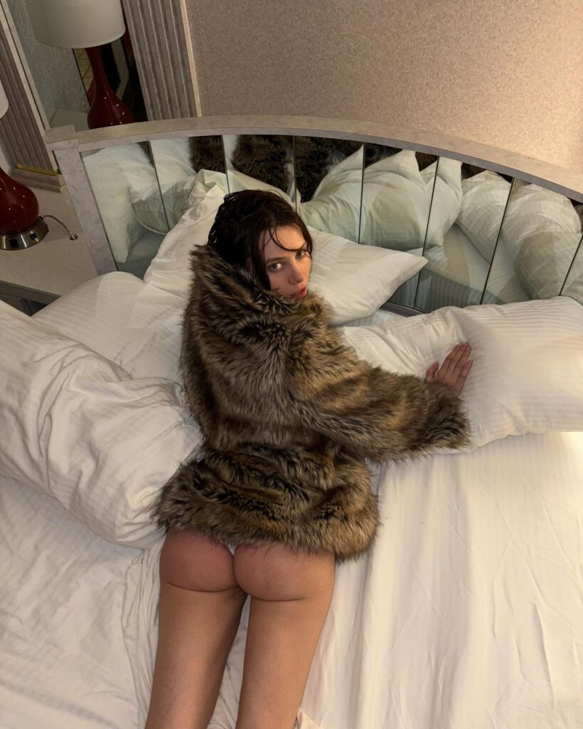 Слив Лана Роудс OnlyFans слив фото 35 OnlyFans 2026
