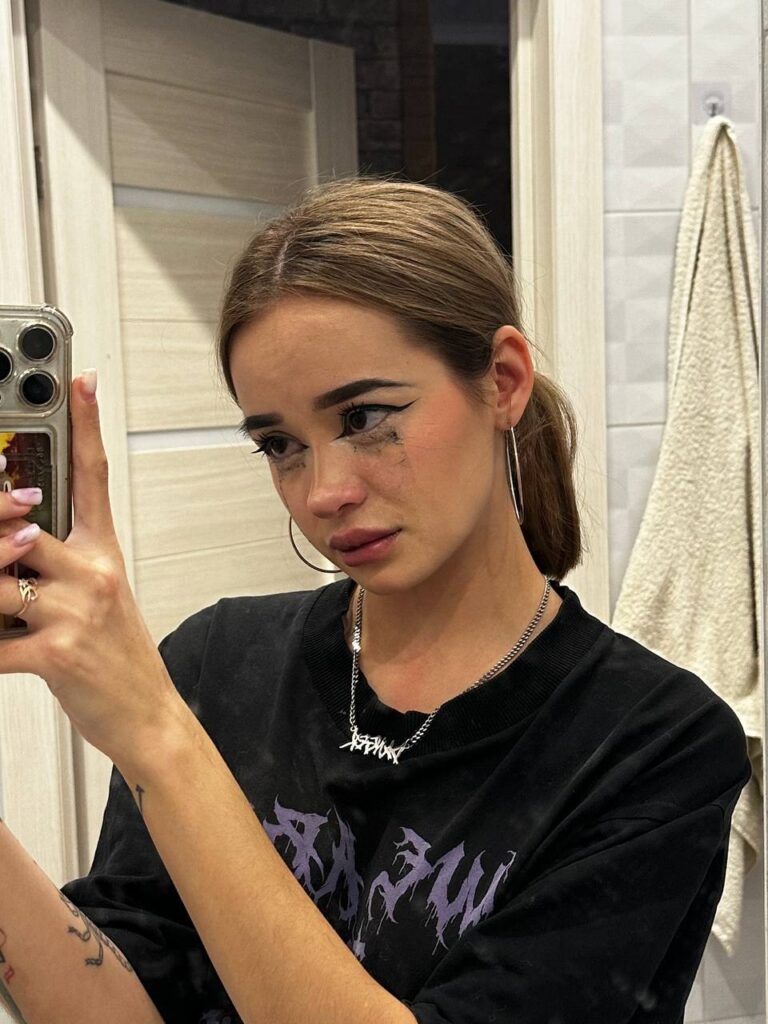 Слив Лейла Майерс (LeilaMiers) OnlyFans фото