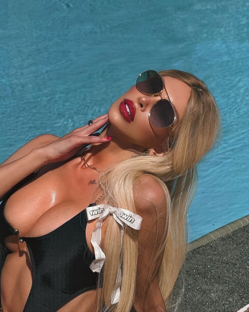 Слив Лилия Ермак (Lilyermak) OnlyFans фото