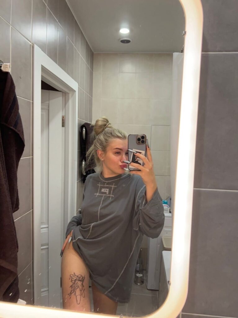 Слив Лиза Лпшка OnlyFans слив фото 18 Блогерши 2026