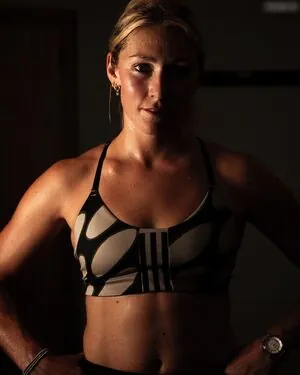 Слив Микаэла Шиффрин (Mikaela Shiffrin) OnlyFans фото