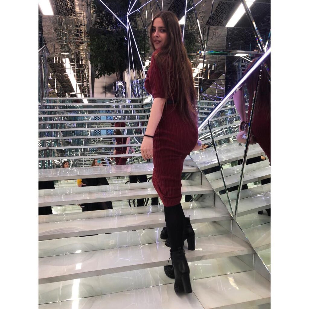 Слив Милана Бру OnlyFans фото